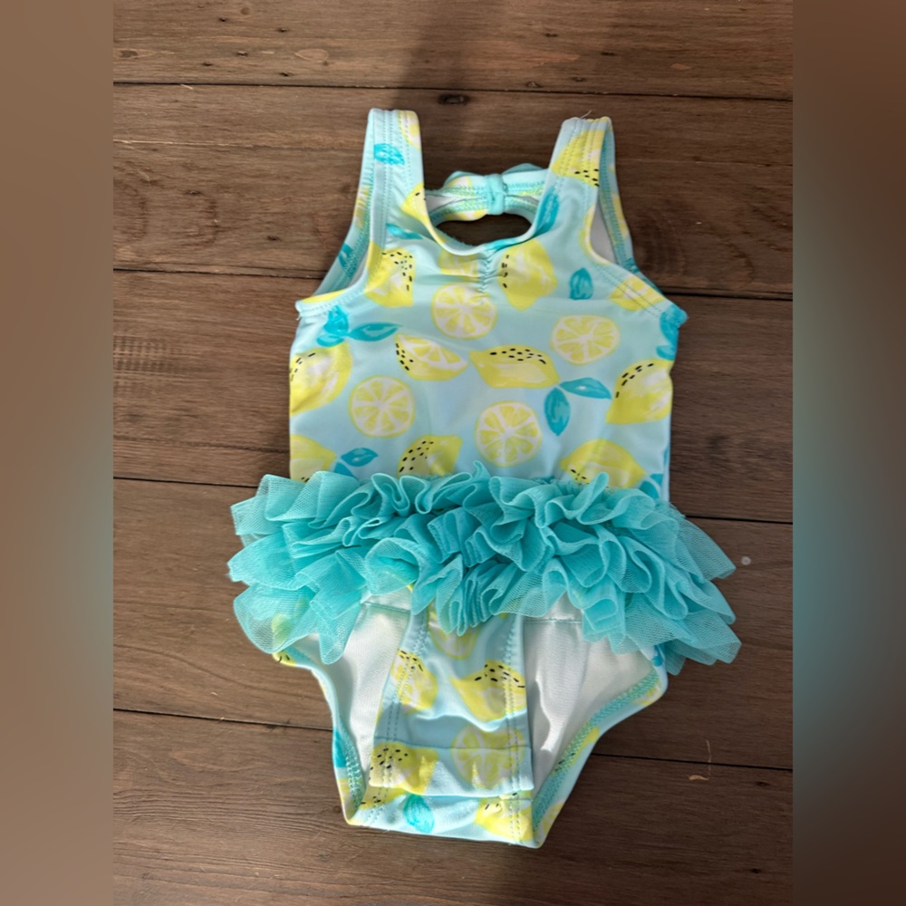 NWOT Cat and Jack swimsuit